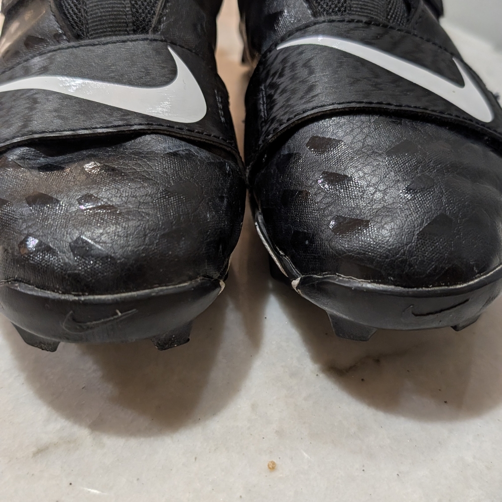 Nike Savage 2 Shark Black And White Football Fastflex Cleats Boys Size 5.5 - Picture 7 of 9